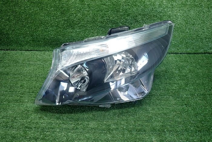 Frontscheinwerfer Mercedes-Benz Viano A4479067700 85122000 Links Headlight SCH1286223869th