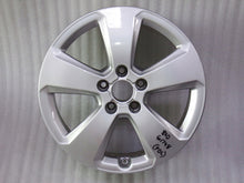 Load image into Gallery viewer, 1x Alufelge 17 Zoll 6.0&quot; 5x112 48ET Glanz Silber 8V0601025C Audi A3 Rim Wheel