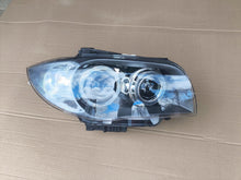 Laden Sie das Bild in den Galerie-Viewer, Frontscheinwerfer BMW 1 E87 7181290-06 Xenon Rechts Scheinwerfer Headlight SCH9217717985qr