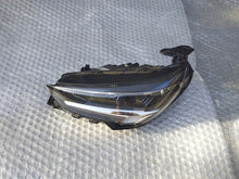 Laden Sie das Bild in den Galerie-Viewer, Frontscheinwerfer Opel Corsa F 9829522780 LED Links Scheinwerfer Headlight SCH9184707749vl