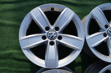 Laden Sie das Bild in den Galerie-Viewer, 4x Alufelge 16 Zoll 6.5" 5x112 33ET Glanz Silber 7N0071496C VW Tiguan Sharan FEL8073918601ft