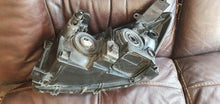 Laden Sie das Bild in den Galerie-Viewer, Frontscheinwerfer Toyota III Rechts Scheinwerfer Headlight SCH6473463402tj