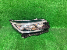Load image into Gallery viewer, Frontscheinwerfer Honda Cr-V IV Rechts Scheinwerfer Headlight SCH3546123975pk
