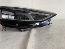 Load image into Gallery viewer, Frontscheinwerfer Audi A4 B9 8W0941012 8W0941011 LED Rechts Headlight