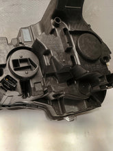Laden Sie das Bild in den Galerie-Viewer, Frontscheinwerfer Citroën C4 III 9830649280 Full LED Rechts Headlight