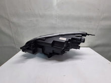 Laden Sie das Bild in den Galerie-Viewer, Frontscheinwerfer Ford Kuga LV4B-13E016-AH Rechts Scheinwerfer Headlight SCH1694395215tj