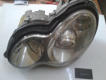 Laden Sie das Bild in den Galerie-Viewer, Frontscheinwerfer Mercedes-Benz 2038203761 Xenon Links Scheinwerfer Headlight SCH3763869358fo