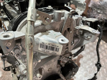 Load image into Gallery viewer, Motor Renault Clio I V H4DE470 1.0 TCE 91PS 67kW 12TKm 2023 Benzin Unkomplett