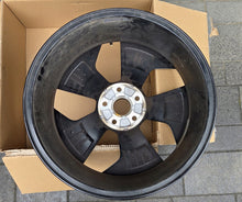 Load image into Gallery viewer, 1x Alufelge 19 Zoll 7.5" 5x112 50ET Glanz 10A601025S VW I Rim Wheel FEL2008600205tc