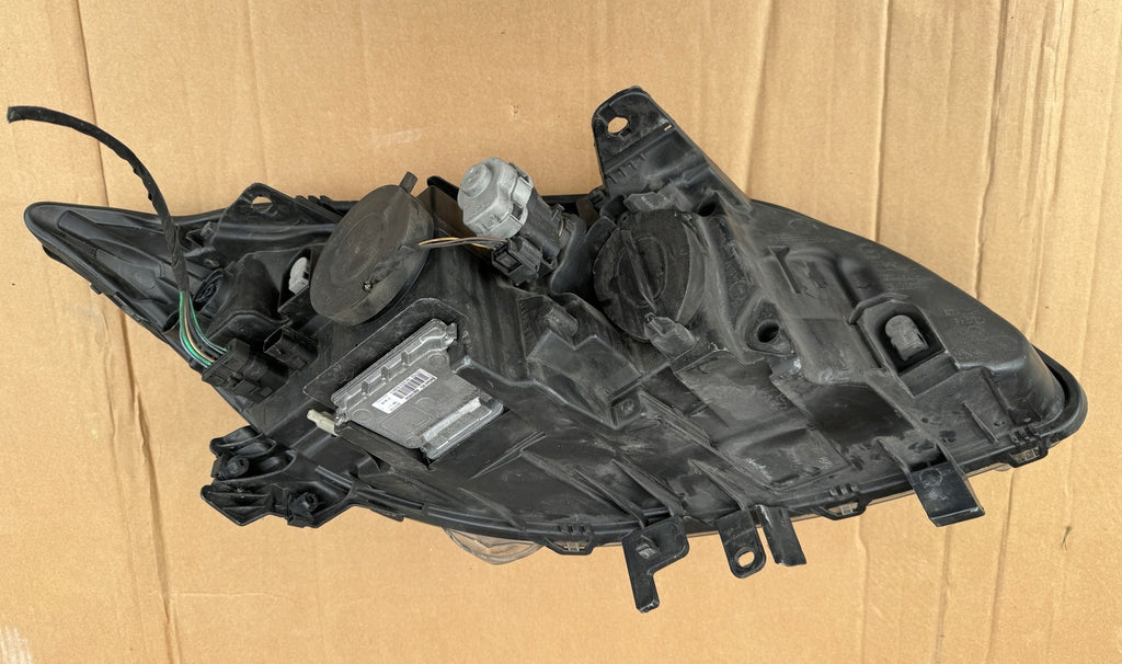 Frontscheinwerfer Renault Laguna III 260600035R 89901838 Xenon Rechts oder Links