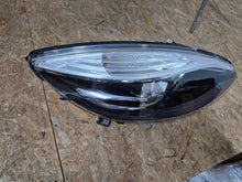 Laden Sie das Bild in den Galerie-Viewer, Frontscheinwerfer Renault Scenic 260106928R Rechts Scheinwerfer Headlight SCH1764863703nr