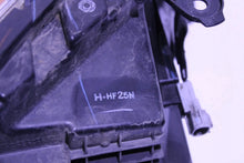 Laden Sie das Bild in den Galerie-Viewer, Frontscheinwerfer Mitsubishi L200 HMF25M Links Scheinwerfer Headlight