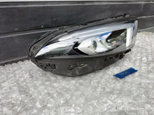 Laden Sie das Bild in den Galerie-Viewer, Frontscheinwerfer Mercedes-Benz W177 A1779063805 LED Rechts Headlight SCH3868567724hb