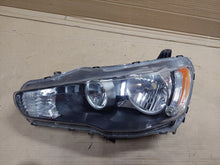 Laden Sie das Bild in den Galerie-Viewer, Frontscheinwerfer Mitsubishi Outlander II Ein Stück (Rechts oder Links)
