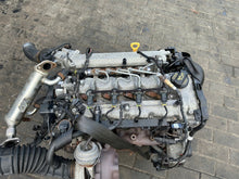 Load image into Gallery viewer, Motor Hyundai Kia I30 Ceed D4FB 1.6 CRDI 141TKm Diesel Engine Komplett