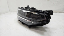 Laden Sie das Bild in den Galerie-Viewer, Frontscheinwerfer VW Passat B8 3G1941036P Rechts Scheinwerfer Headlight