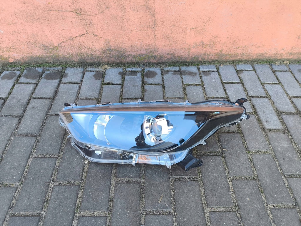 Frontscheinwerfer Toyota Yaris EUK0-6 Full LED Links Scheinwerfer Headlight SCH2299947899yp