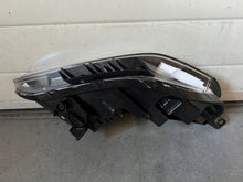 Load image into Gallery viewer, Frontscheinwerfer Hyundai Santa Fe IV 92207-S LED Links Scheinwerfer Headlight SCH8947951921at