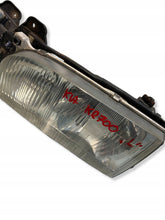 Laden Sie das Bild in den Galerie-Viewer, Frontscheinwerfer Kia I 0K60C51020 Ein Satz Scheinwerfer Headlight SCH3364354495en