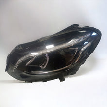 Laden Sie das Bild in den Galerie-Viewer, Frontscheinwerfer Mercedes-Benz W246 A2469065301 full LED Links Headlight