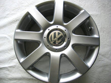 Load image into Gallery viewer, 1x Alufelge 17 Zoll 6.5&quot; 5x112 VW Touran Golf Rim Wheel