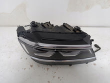 Load image into Gallery viewer, Frontscheinwerfer VW Tiguan Allspace 5NN941082C Rechts Scheinwerfer Headlight