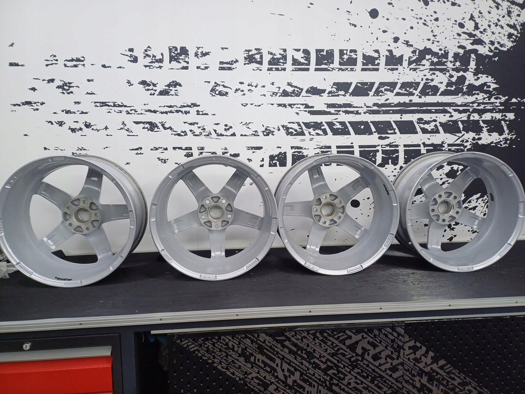 4x Alufelge 17 Zoll 7.0" 5x112 45ET Silber Mg Rim Wheel FEL5351809763fr