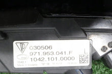 Laden Sie das Bild in den Galerie-Viewer, Frontscheinwerfer Porsche Panamera Links Scheinwerfer Headlight SCH8415090381le