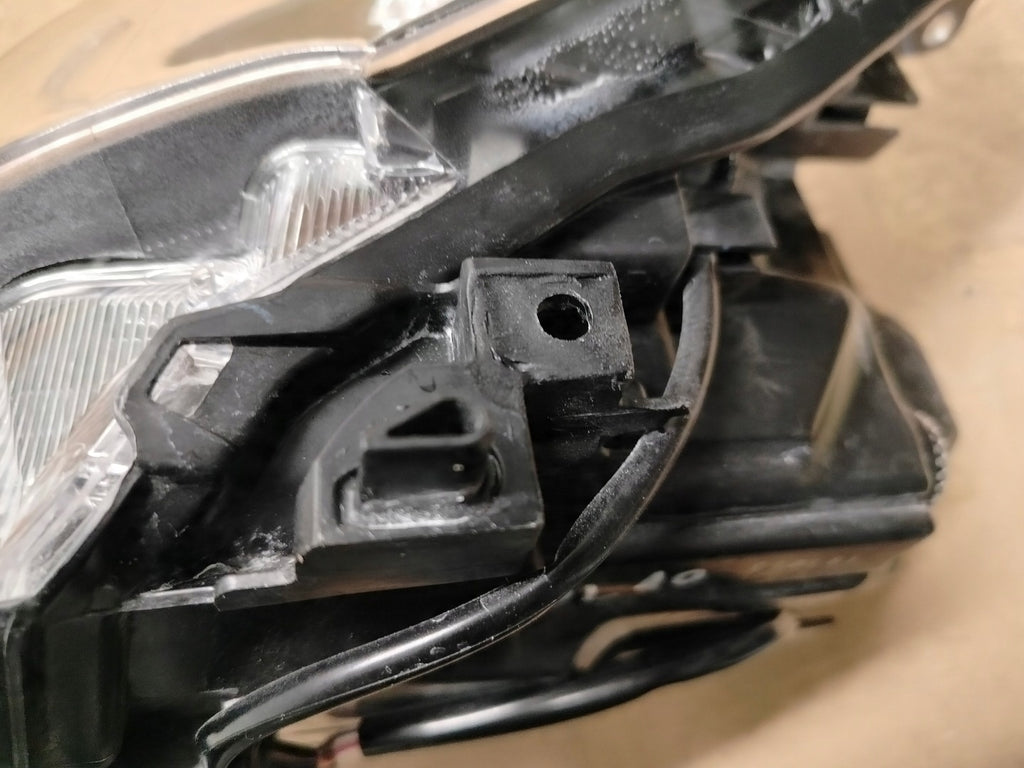 Frontscheinwerfer Mazda 2 D43N-51040 Full LED Links Scheinwerfer Headlight