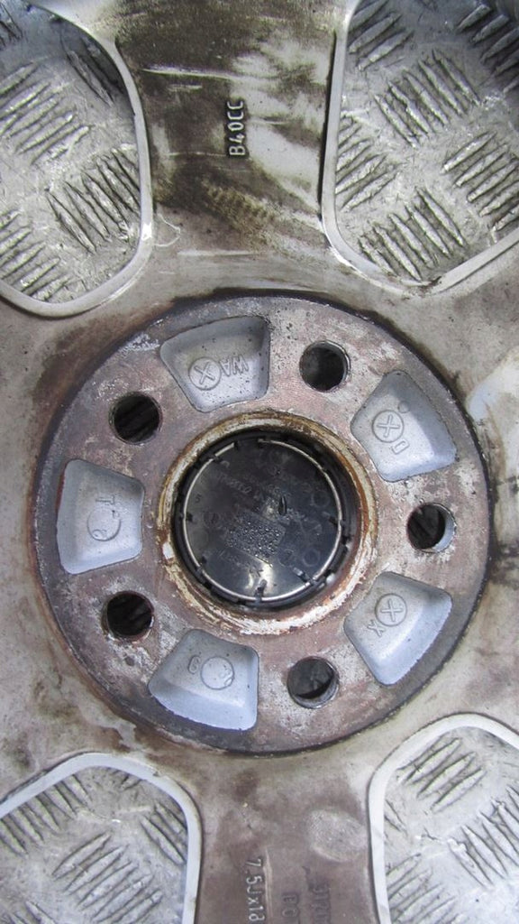 1x Alufelge 18 Zoll 7.5" 5x108 31323604 Volvo Xc60 Rim Wheel