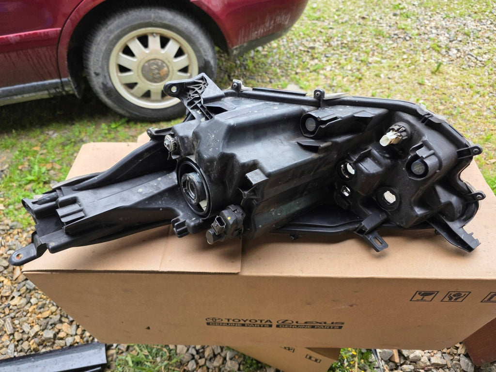 Frontscheinwerfer Toyota Yaris 81130K0060 Links Scheinwerfer Headlight SCH7450716711fm