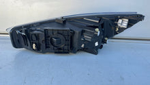 Laden Sie das Bild in den Galerie-Viewer, Frontscheinwerfer Ford Focus NX7B-13E014-CF LED Rechts Scheinwerfer Headlight SCH1524548836sh