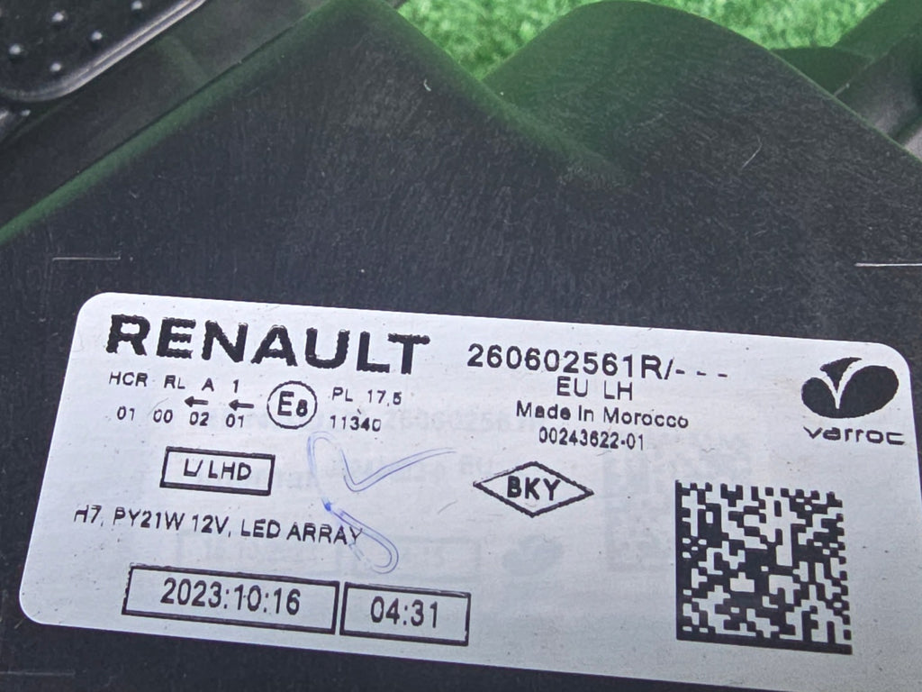 Frontscheinwerfer Dacia Sandero III 260602561R LED Links Scheinwerfer Headlight SCH2646452172eq