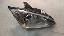 Laden Sie das Bild in den Galerie-Viewer, Frontscheinwerfer Ford Focus 4M51-13099-FD Rechts Scheinwerfer Headlight SCH9950262175wi