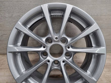 Laden Sie das Bild in den Galerie-Viewer, 1x Alufelge 16 Zoll 7.0" 5x120 31ET Glanz Silber 6796236 BMW 1 F21 F20 Rim Wheel FEL5715989132rc