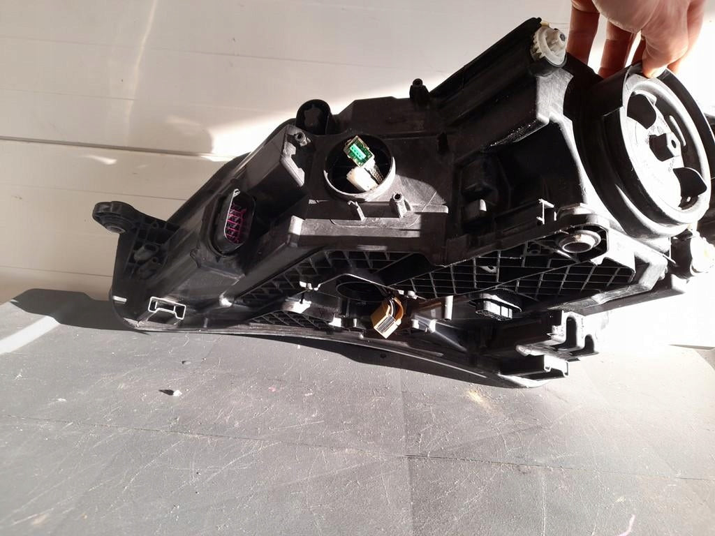 Frontscheinwerfer Skoda Superb III 1ZS01193946 Rechts Scheinwerfer Headlight