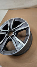 Laden Sie das Bild in den Galerie-Viewer, 1x Alufelge 17 Zoll 7.0&quot; 5x112 A2054010800 Mercedes-Benz Rim Wheel