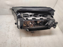 Laden Sie das Bild in den Galerie-Viewer, Frontscheinwerfer Skoda 5LB941010 Rechts Scheinwerfer Headlight SCH4111917453mi
