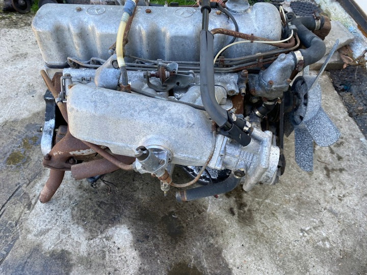 Motor Mercedes-Benz W111 W112 W108 W109 M130 2.8 Benzin Engine Komplett MOT9025275029wc