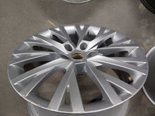 Load image into Gallery viewer, 1x Alufelge 18 Zoll 8.0" 5x112 44ET Glanz Silber 3V0601025 Skoda Superb Iii FEL7755430996vn