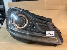 Load image into Gallery viewer, Frontscheinwerfer Mercedes-Benz W204 A20482044 Rechts Scheinwerfer Headlight SCH7203699440lf