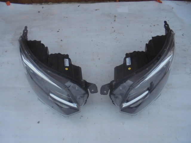 Frontscheinwerfer Opel Zafira 9832837680-00 Xenon Ein Stück (Rechts oder Links)