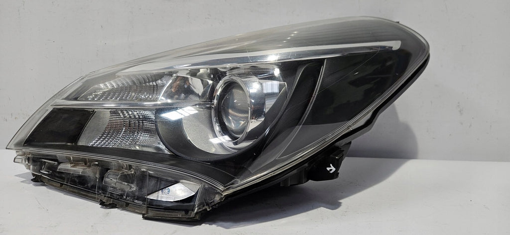 Frontscheinwerfer Toyota Yaris Links Scheinwerfer Headlight