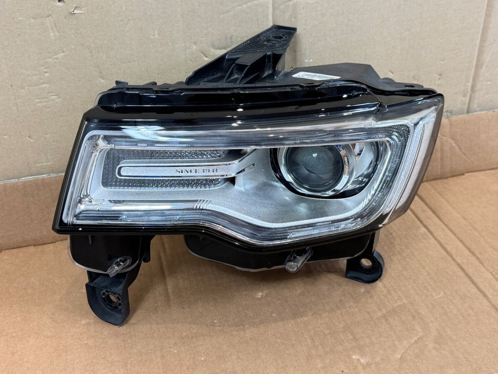 Frontscheinwerfer Jeep Grand Cherokee Wk2 68144709AE Xenon Links Headlight SCH6110460843xz