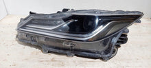 Load image into Gallery viewer, Frontscheinwerfer Toyota Corolla 8115002T5100 Links Scheinwerfer Headlight SCH3917610766vc