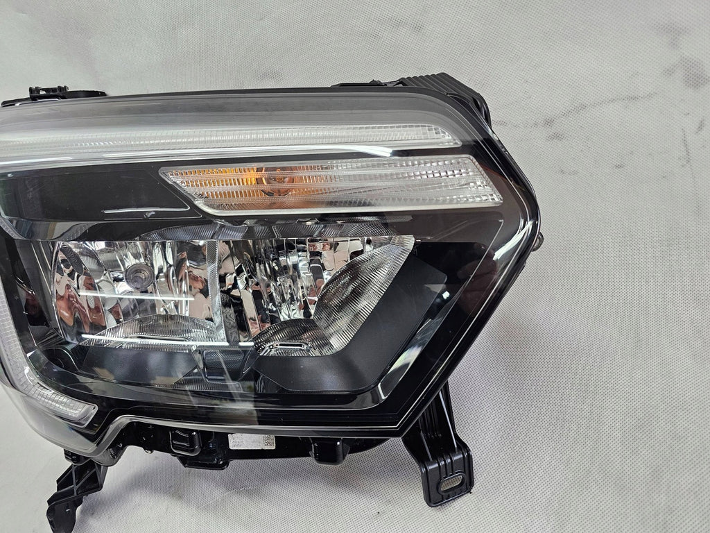 Frontscheinwerfer Renault Master 260105567R Rechts Scheinwerfer Headlight SCH3835496588qi