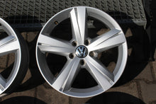 Laden Sie das Bild in den Galerie-Viewer, 4x Alufelge 17 Zoll 7.0" 5x112 43ET 5C0601025AA VW Passat Beetle Rim Wheel FEL7140635431co