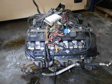 Load image into Gallery viewer, Motor BMW E46 M52E46 M52B22 Benzin Engine Unkomplett MOT1297907039xy