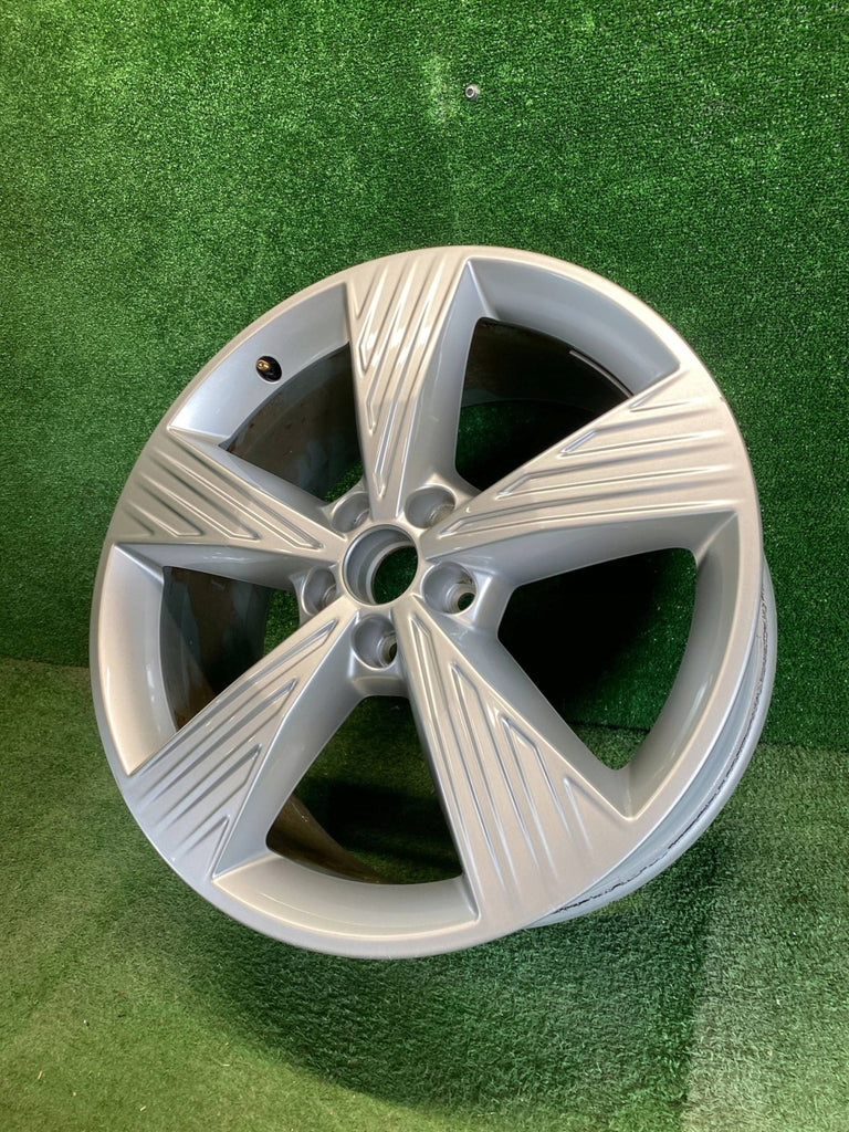 1x Alufelge 19 Zoll 5x112 89A601025B Audi E-Tron Rim Wheel FEL7137828484zb
