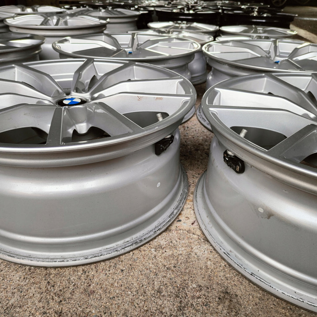 4x Alufelge 17 Zoll 7.5" 5x112 30ET Glanz Silber 6883520 BMW Rim Wheel FEL4429919437qh